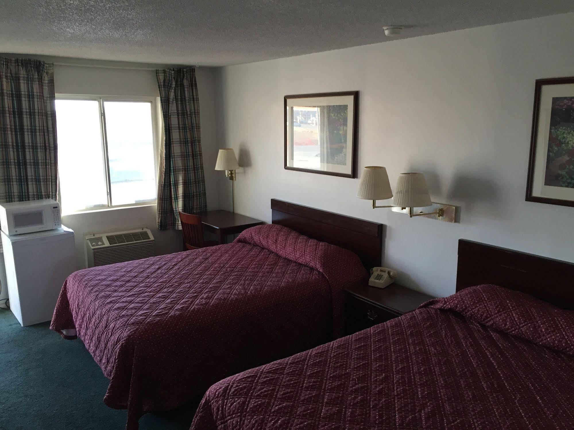 Slumber Inn Harrisonville Exterior foto